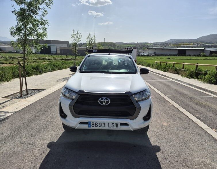 TOYOTA  HILUX 4x4 ***DOUBLE CAB***