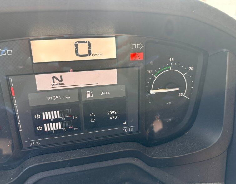 RENAULT K460 6X6 ***SNOW PLOW WITH SALT SPREADER***