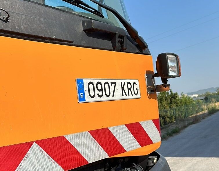 RENAULT K460 6X6 ***SNOW PLOW WITH SALT SPREADER***
