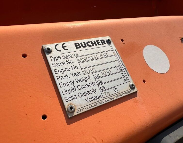 RENAULT K460 6X6 ***SNOW PLOW WITH SALT SPREADER***