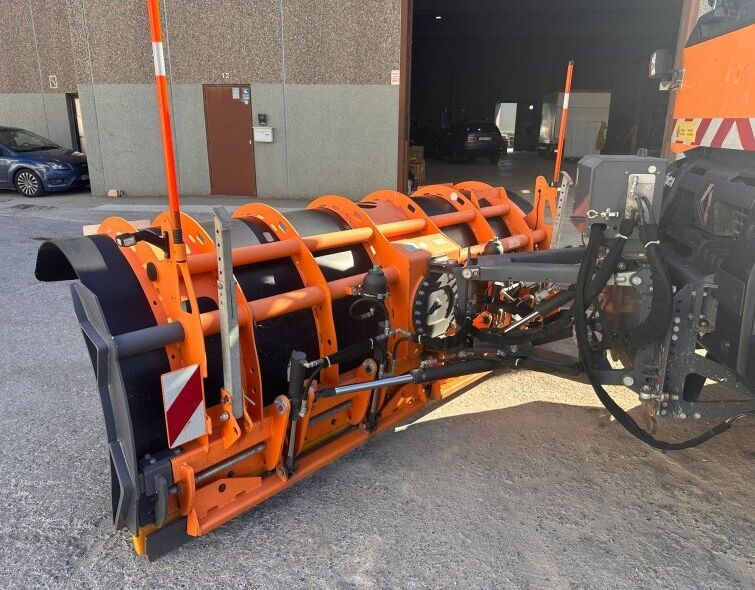 RENAULT K460 6X6 ***SNOW PLOW+CRANE***