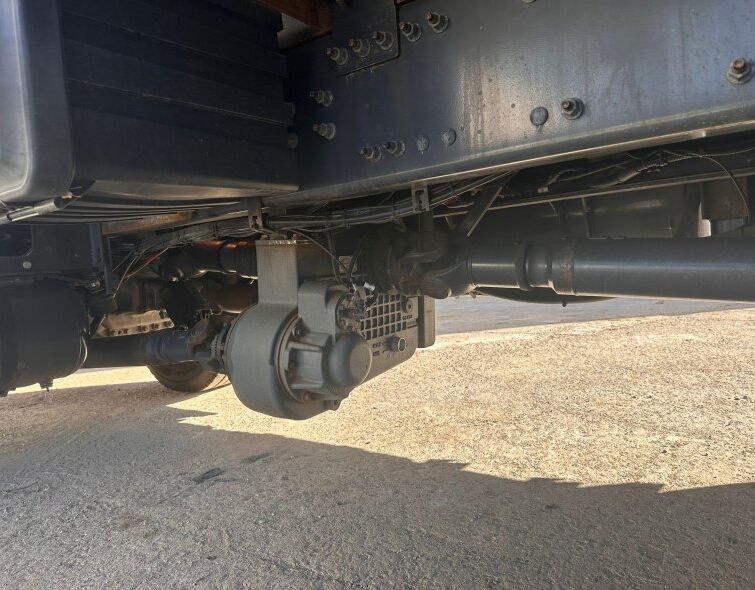 RENAULT K460 6X6 ***SNOW PLOW+CRANE***