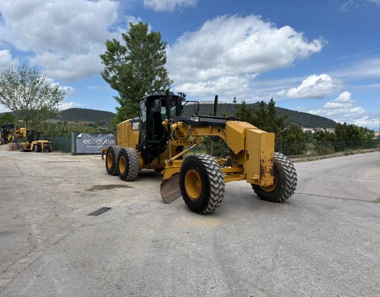CATERPILLAR  140M3 ***MATRICULADA***