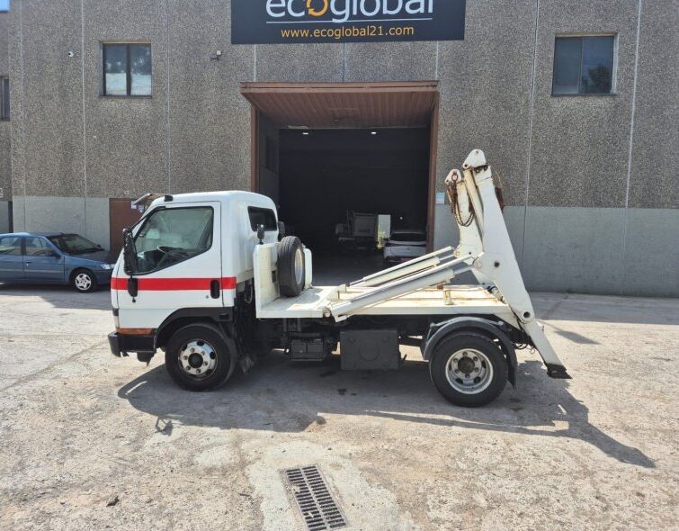 MITSUBISHI CANTER ***PORTACONTENEDORES***de ocasión