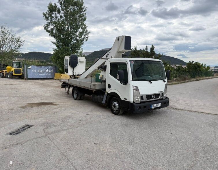 NISSAN  CABSTAR NT400 CESTA ELEVADORA 