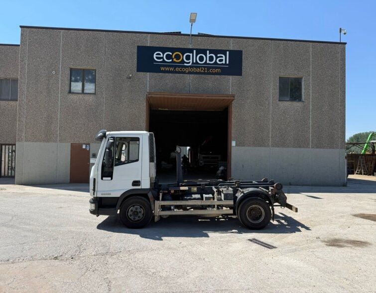 IVECO  EUROCARGO 100E22 **HOOKLIFT CONTAINER TRUCK**