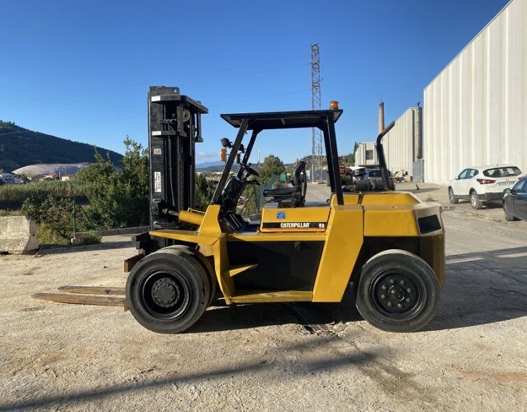 CATERPILLAR DP80de ocasión