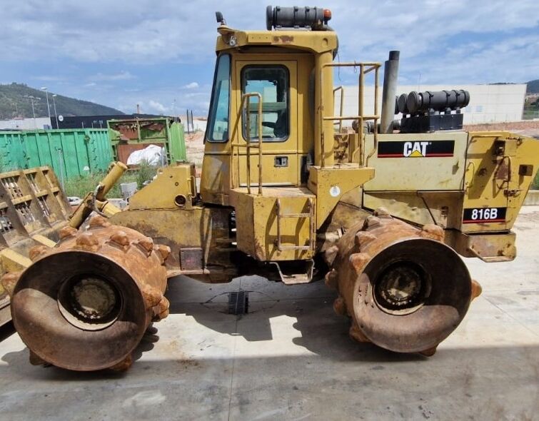 CATERPILLAR 816B *** IMPECABLE ** CE ***d'ocasió