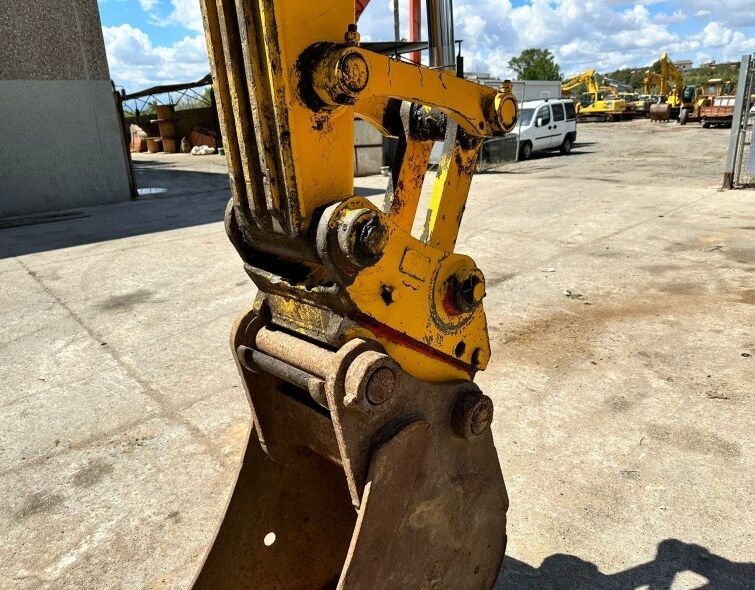 KOMATSU PW130 ES-6K