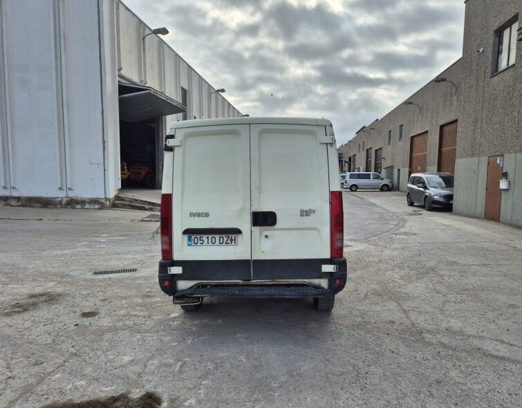 IVECO  35S12