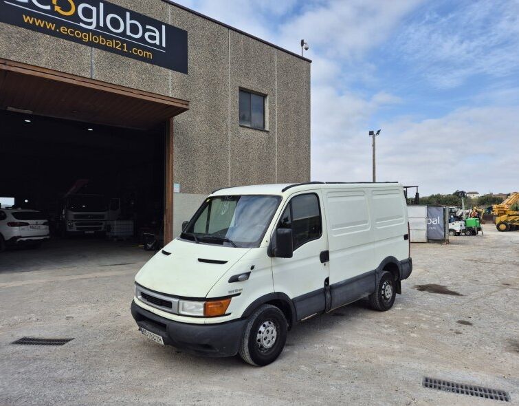 IVECO  35S12