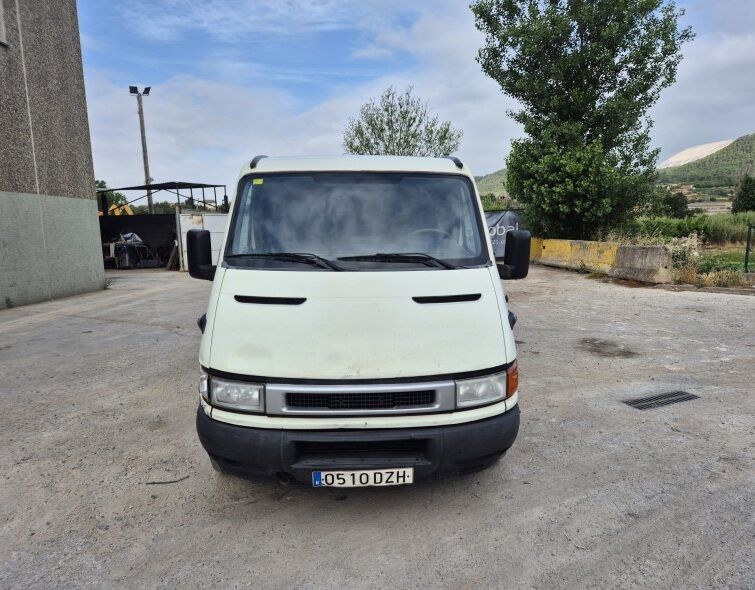IVECO  35S12