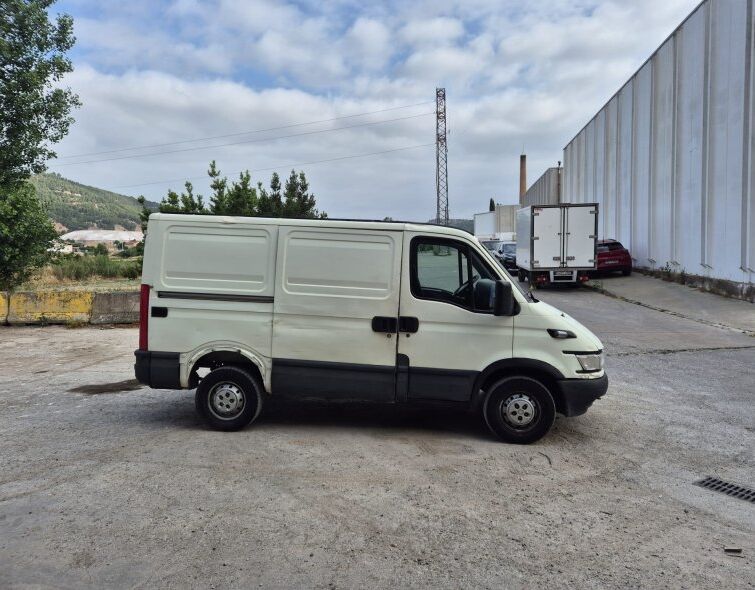 IVECO  35S12