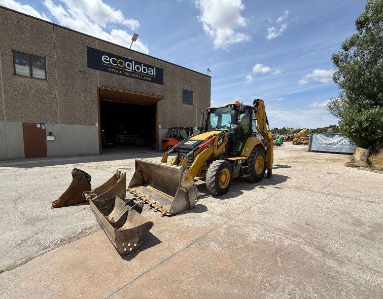 CATERPILLAR  428 F2 **FULL EQUIP**