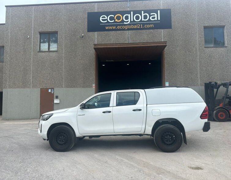 TOYOTA  HILUX DOUBLE CAB GX 4x4