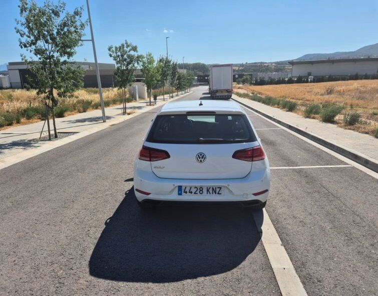 VOLKSWAGEN GOLF 1.6TDI