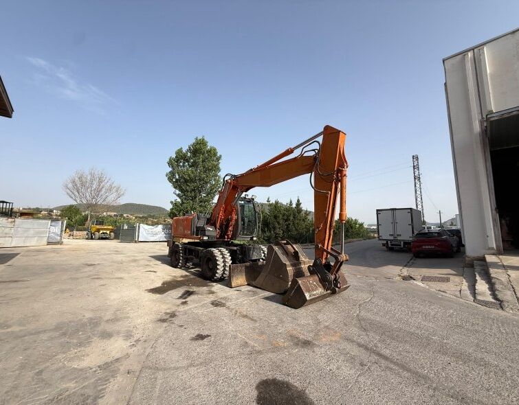 HITACHI  ZX160W ***REGISTERED***