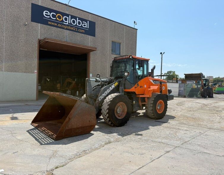 DOOSAN  DL200-5 **WHEEL LOADER**