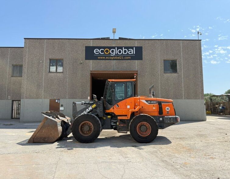 DOOSAN DL200-5 **WHEEL LOADER**