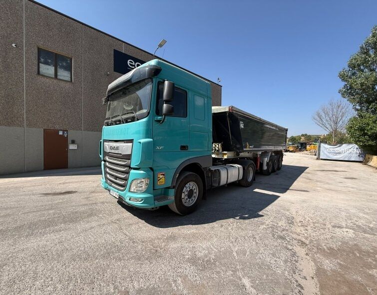 - DAF TRACTOR UNIT AND BENALU SEMI-TRAILER SET