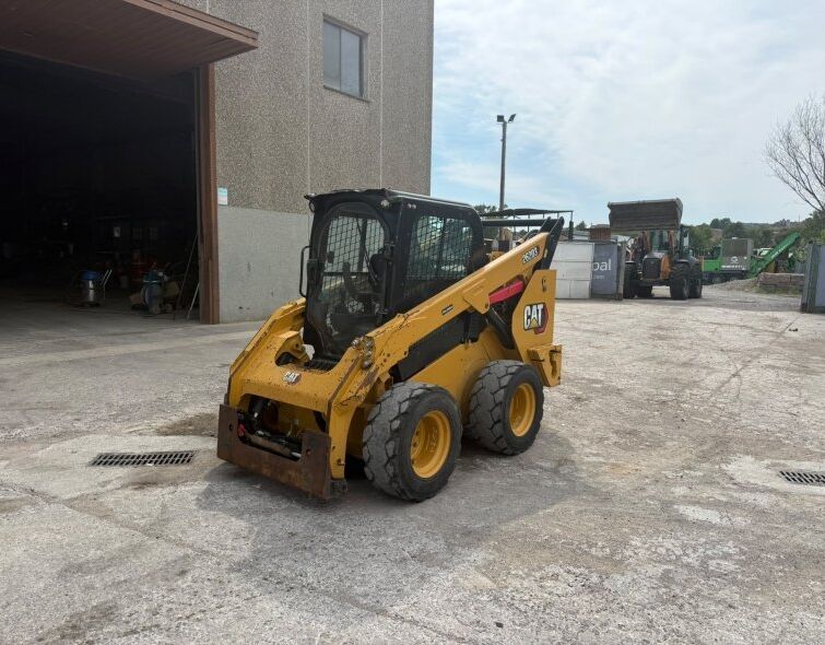 CATERPILLAR  262D3 