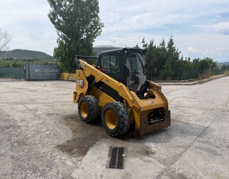 CATERPILLAR  262D3 