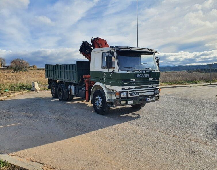 SCANIA - P92 H *** TIPPER ** CRANE **