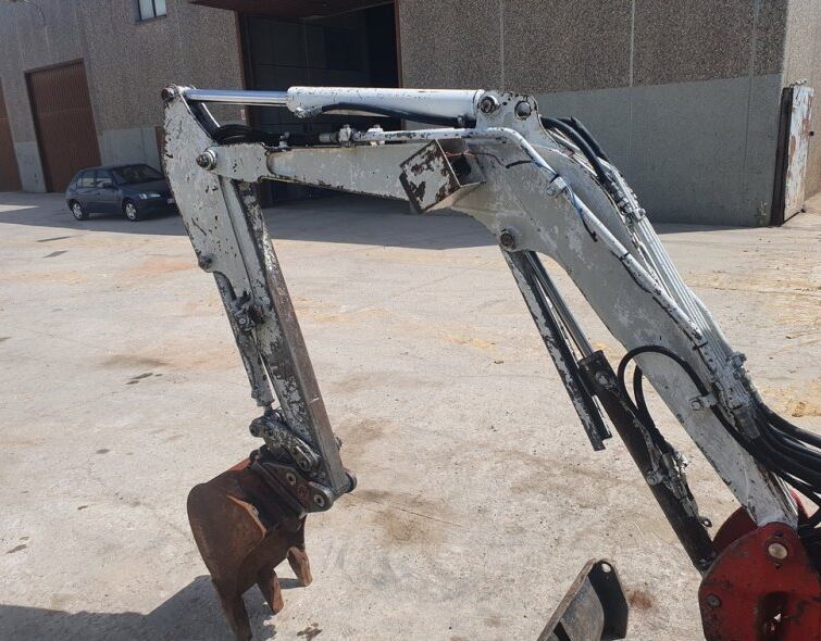 TAKEUCHI TB016 MINI EXCAVATRICE 2007