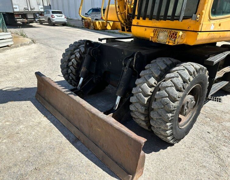 KOMATSU PW130 ES-6K