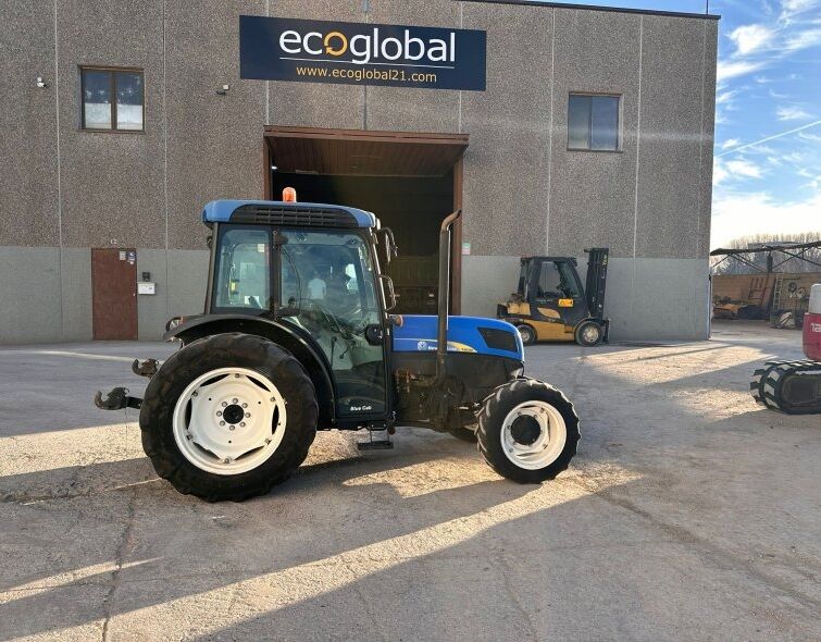 NEW HOLLAND T4030F***FRUIT TRACTOR***