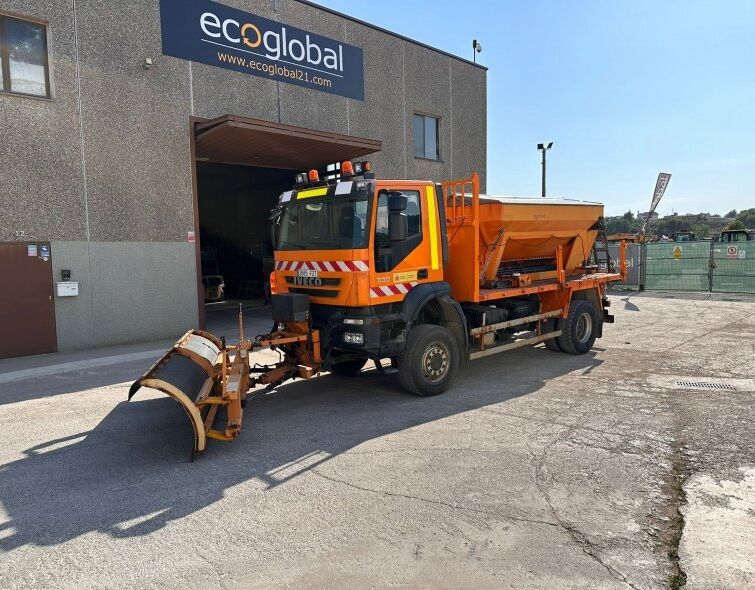 IVECO TRAKKER 4x4 ***QUITANEUS AMB SALER***d'ocasió