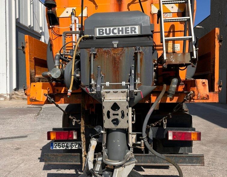 IVECO  TRAKKER 4x4 ***SNOW PLOUGH WITH SALT SHAKER***