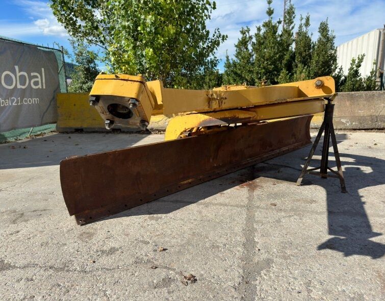 CATERPILLAR COMPLETE TURNTABLE