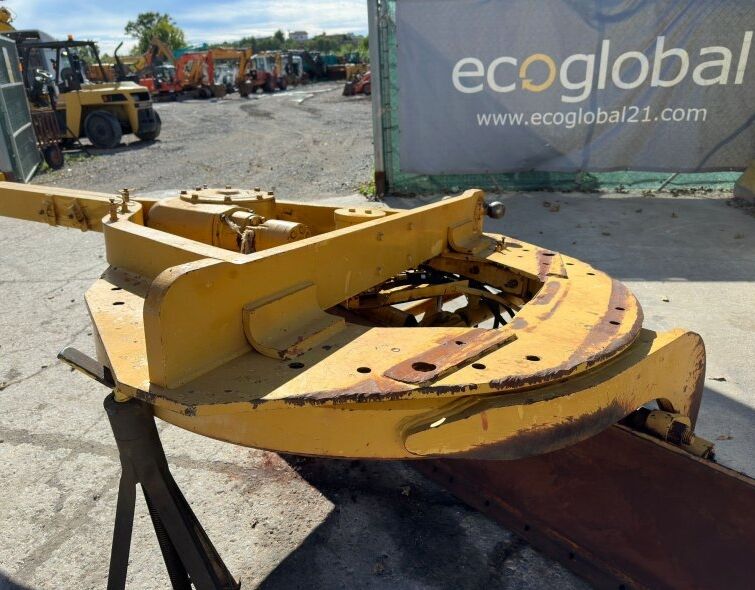 CATERPILLAR COMPLETE TURNTABLE
