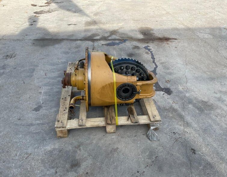 - CATERPILLAR COMPLETE DIFFERENTIAL