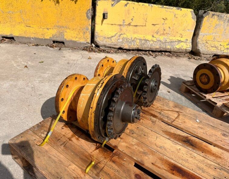 - COMPLETE BRAKES FOR CAT GRADER