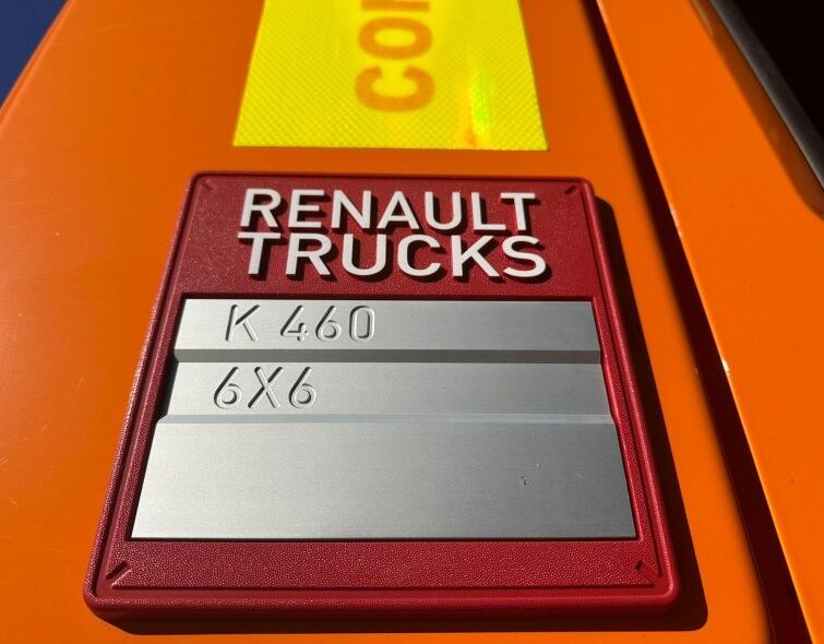 RENAULT  K460 6X6 *** QUITANEUS + GRUA***