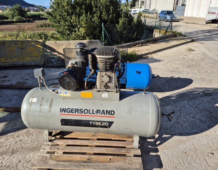 - RÉSERVOIR D’AIR INGERSOLL-RAND TYPE20utilisé