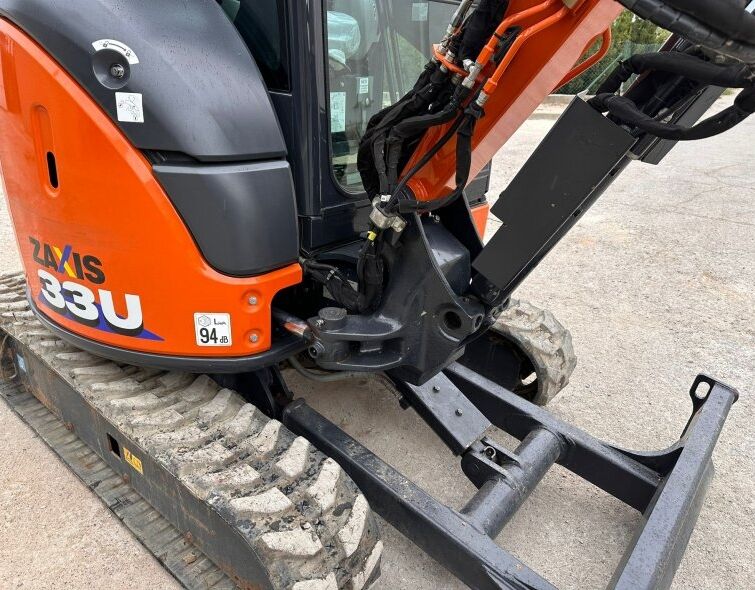 HITACHI  ZX33U-6 CLR***FLAWLESS***