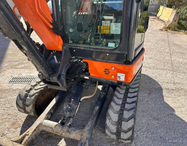 HITACHI ZX33U-6 CLR ** AIRE CONDICIONAT**