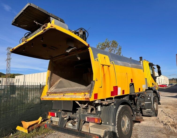 IVECO BUCHER CITYFANT 60 SWEEPER