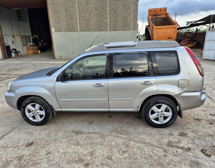 NISSAN  X-TRIL 2003