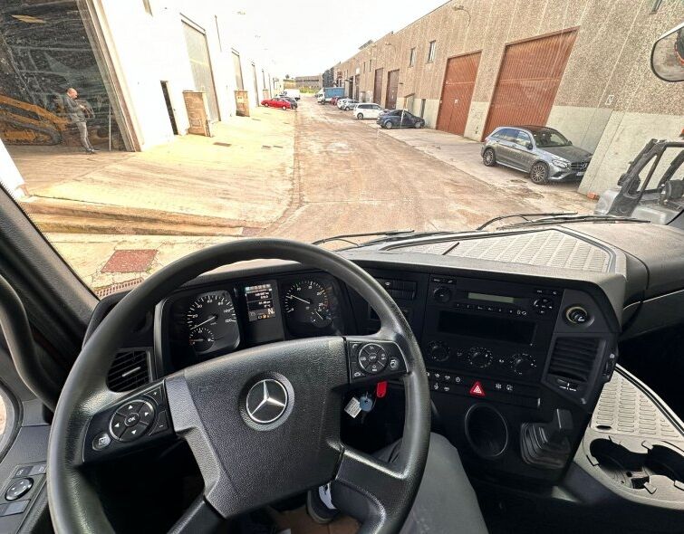 MERCEDES BENZ AROCS 4142*** 8x4 DUMP TRUCK***