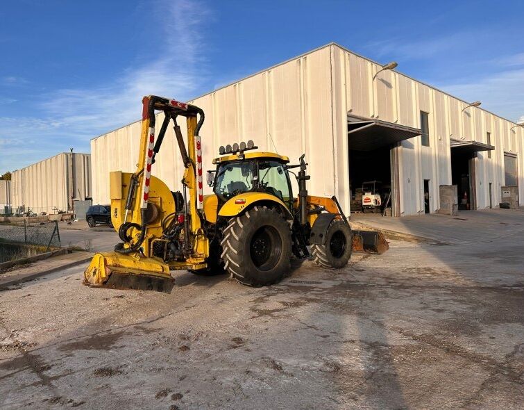 NEW HOLLAND  T6080-4WD ***5200H***