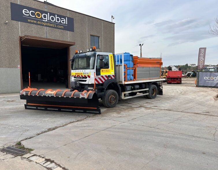 IVECO  TRAKKER 4X4 ***SNOWPLOW***