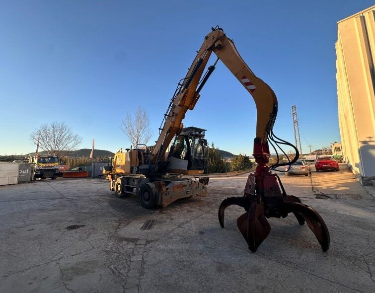 LIEBHERR  LH22 M**SCRAP DEALER***