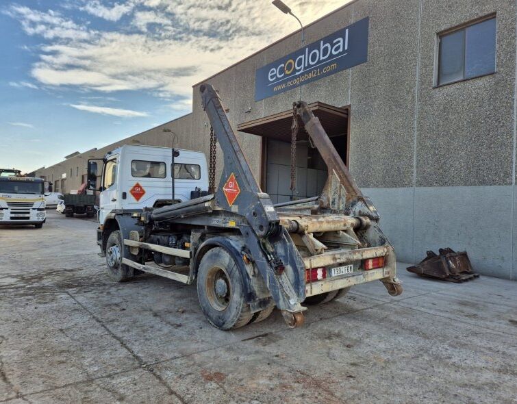 MERCEDES  AXOR 1828***CADENAS***