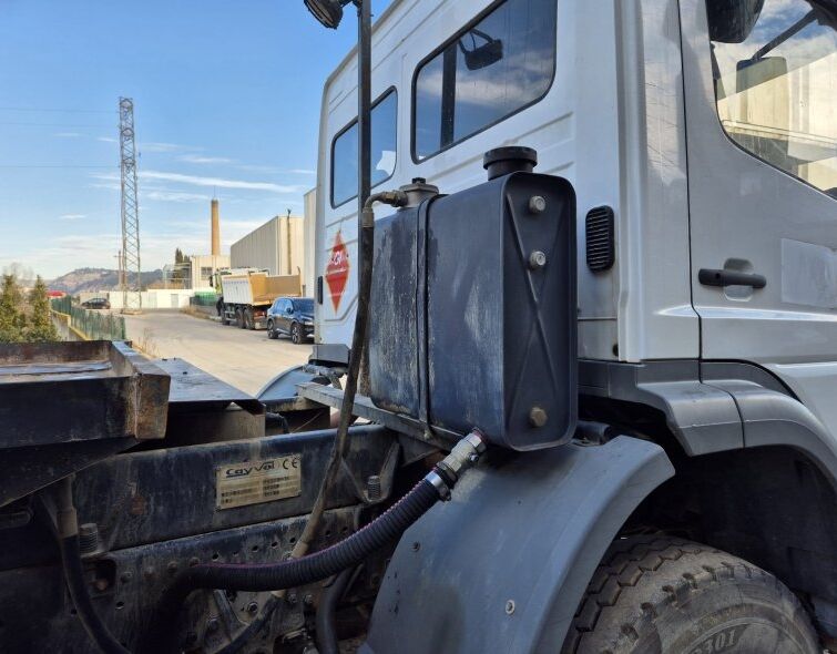 MERCEDES  AXOR 1828***CADENAS***