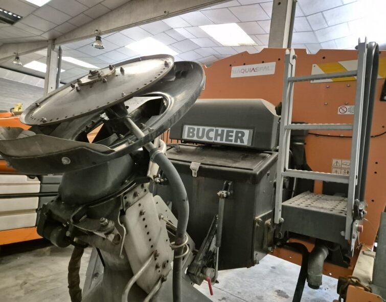 - SALIÈRE DE SAUMURE BUCHER UH3000 A/D