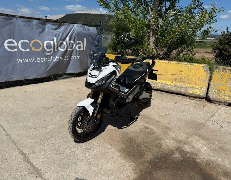 - HONDA ADV-750 MOTORCYCLE